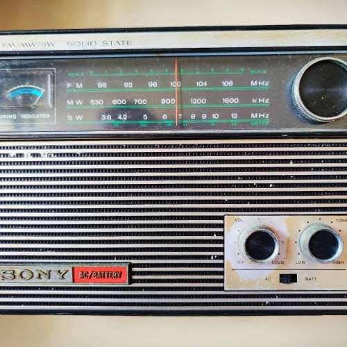 古董70年代 Sony 7F-88W 3波段收音機