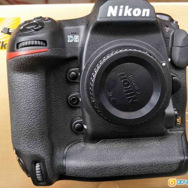 全新Nikon D5 XQD，2粒原廠電