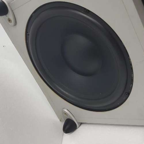 KEF PSW2010 Powered Subwoofer 220v 請留電話，藍田交收。