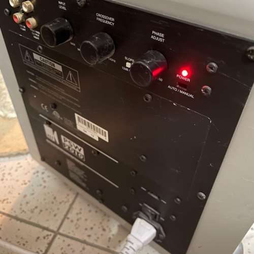 KEF PSW2010 Powered Subwoofer 220v 請留電話，藍田交收。