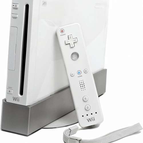 一套 Wii 一個遙控手制連 500GB 遊戲