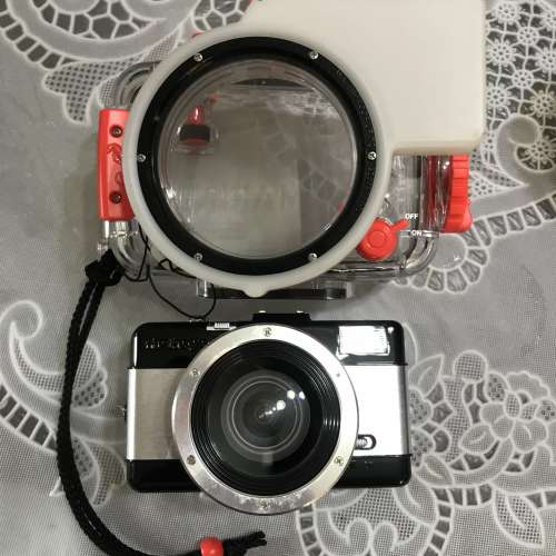 Lomography Fisheye潛水菲林相機