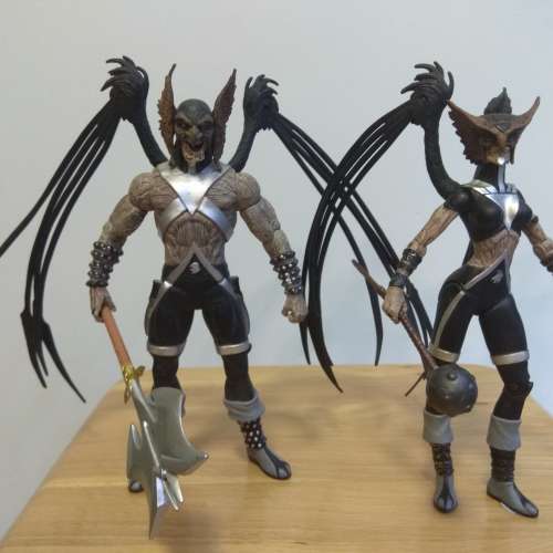 DC Direct Darkest Night: Hawkman & Hawkgirl Figure