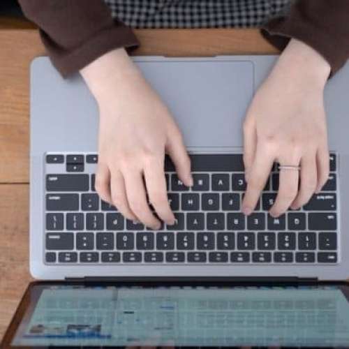 熱賣點 旺角店  Apple MacBook air 2020 M1 8+256/8+512G  太空灰/ 全新未開封  HK行...