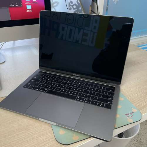 Apple MacBook Pro 13 Touchbar 2017 i7 CPU 16G 1TB Space Grey 太空灰 黑 iphone...