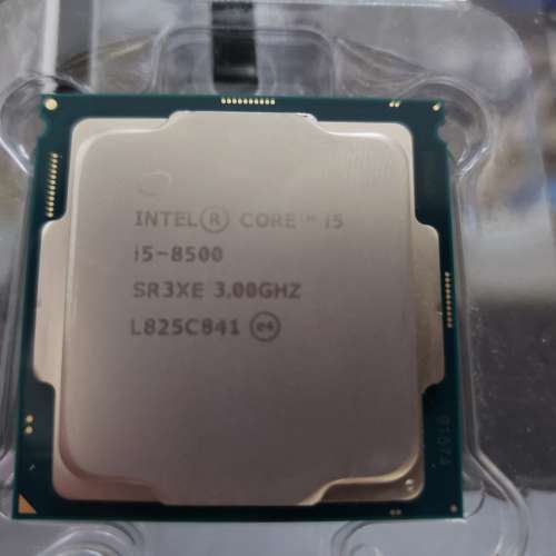 i5-8500 / i7-3770k+Asus p8z68-v le+intel heatsink & fan