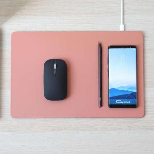 POUT HANDS 3 PRO滑鼠墊 (附QI無線充電板功能) / fast charging wireless mouse pad