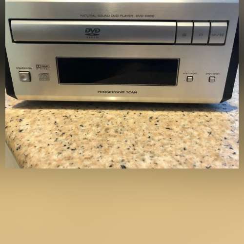 Yamaha E-600 DVD CD