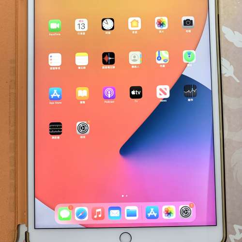 iPad Air 3 64G Wi-Fi + 4G HK$2,500 (代友出售）