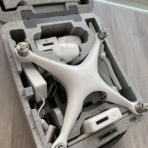 DJI Phantom P4