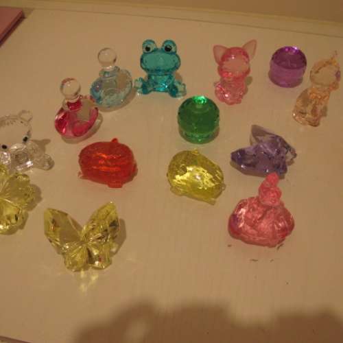 冒險樂園水晶 - 有不同款式數量及大小