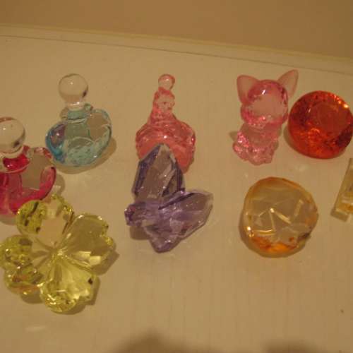 冒險樂園水晶 - 有不同款式數量及大小