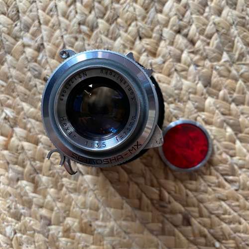 Konishiroku Hexar (Konica) 75mm F3.5 LTM (Leica Screw Mount) with red filter