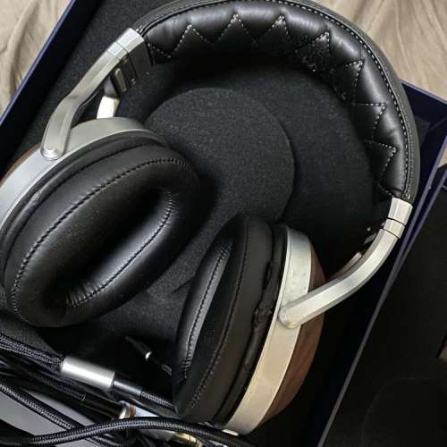 Denon AH-D7200 Reference Over-Ear Headphones  天龍監聽耳機