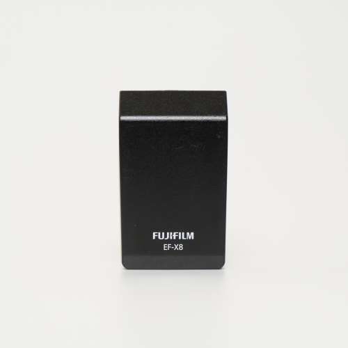 Fujifilm外置閃光燈EF-X8 適用於X-H1 / X- Pro3 / X-Pro2 / X-T4 / X-T3 / X-T2 / ...