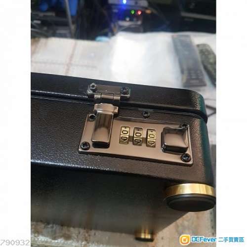 全新 月光寶盒12-3DWifi版 4000個遊戲 14 吋屏 Galloping Ghost x supreme