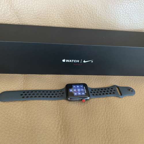 Apple Watch Nike+ S3 42mm (GPS+Cellular) - 99% 新