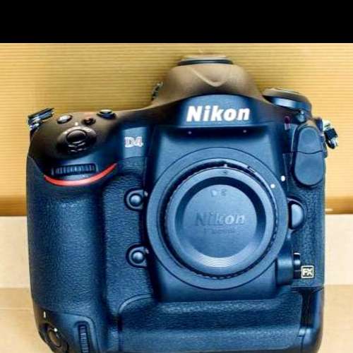極新Nikon D4