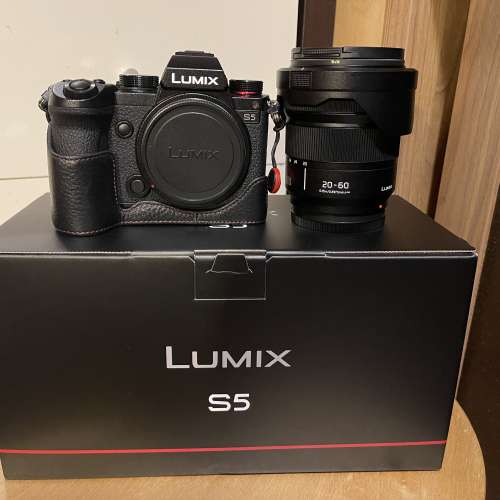 Panasonic Lumix S5 Kit (with 20-60mm Lens)