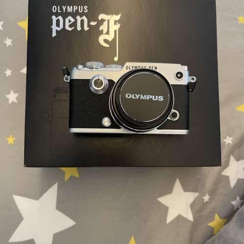 超級新淨經典絕版 Olympus Pen F 連Olympus M.Zuiko Digital 17mm F1.8鏡頭 Kit Set
