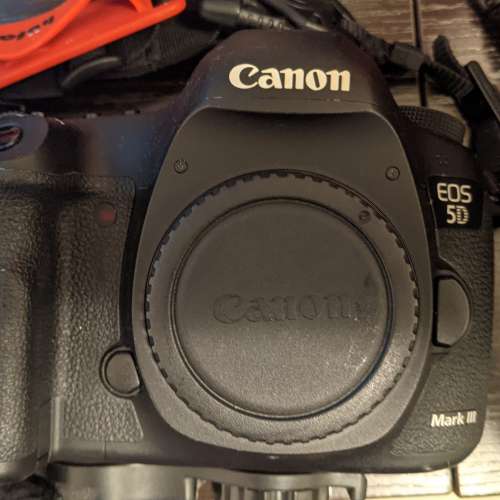 Canon 5D Mark III body