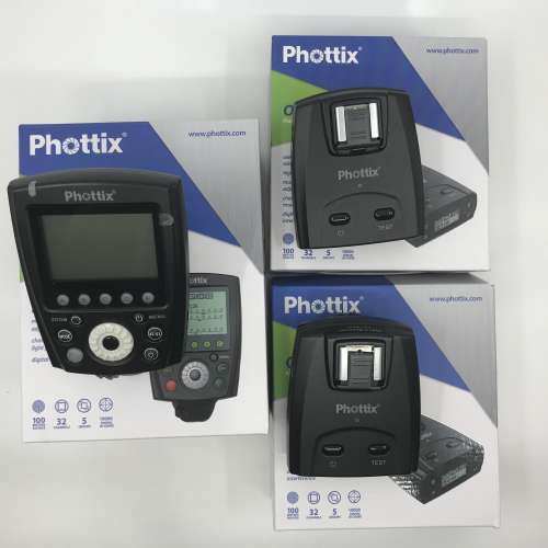 Nikon Flash sets: Nikon SB700, Phottix Mitros+, Phottix trigger sets, Gary Fong