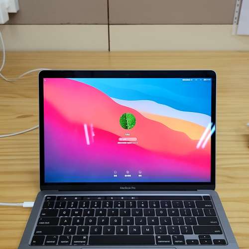 2020 MacBook pro 256 非常新淨冇花 有保養