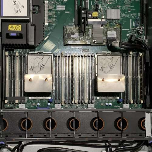 自用IBM X3650 M5, e5-2650v3 x2, 32G DDR4, sas1T x4, raid M5210