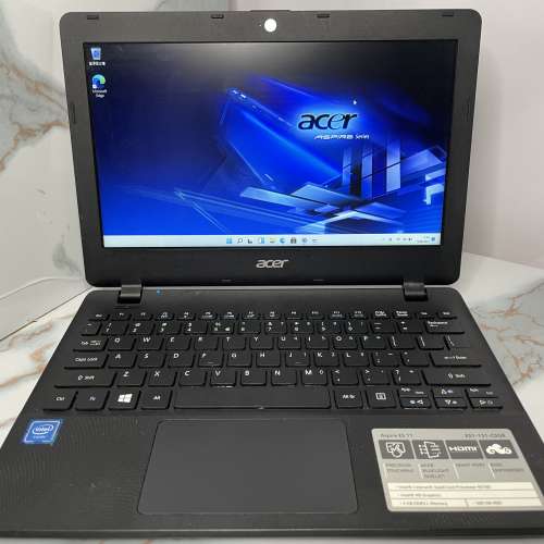 Acer Aspire ES 11 | 11.6” HD Mon | 4GB RAM+500GB SSD | MS OFFICE | 充電器