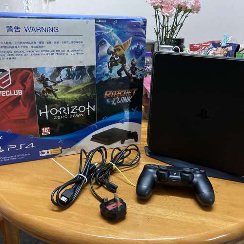 PS4 Slim 500GB連game