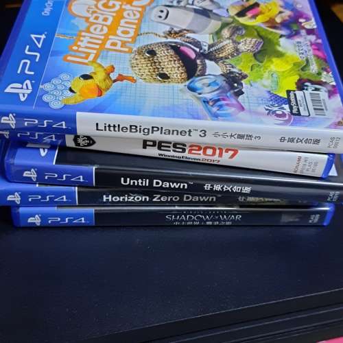 ps4 pro 1tb 全配件2代原裝手掣連盒連5隻game不散賣