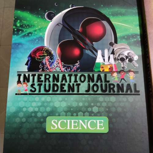 Dr. Max International Student Journal 國際學生時報