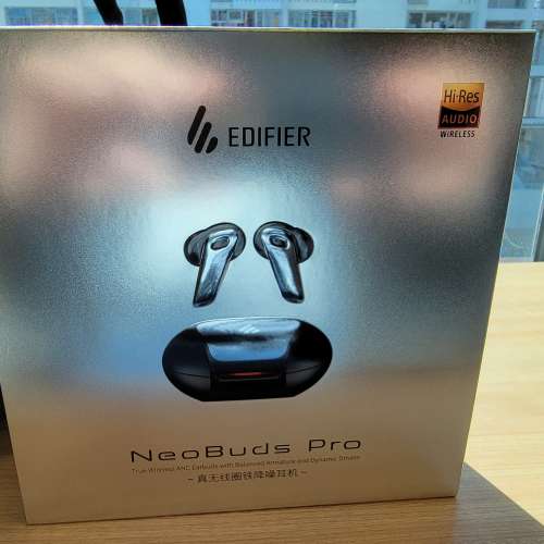 S21 ultra，z flip 3 副廠保護套各一個+edifier neo buds pro(價錢可小議😊)