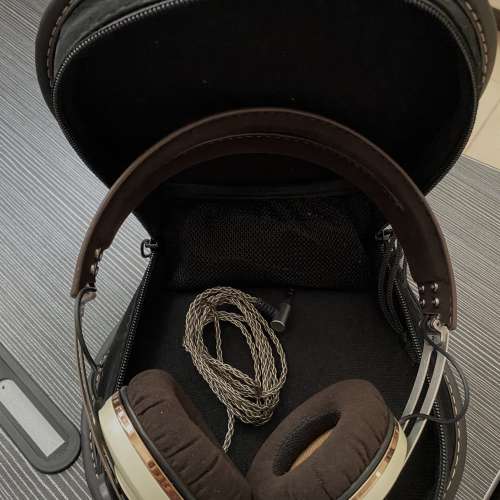 Sennheiser Momentum on ear 2.0