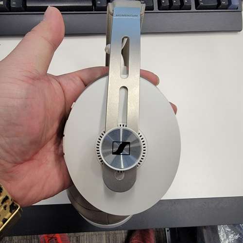 Sennheiser MOMENTUM 3 Wireless