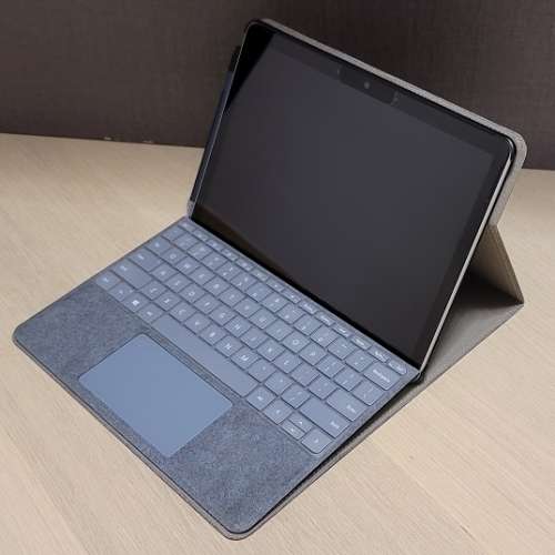 Microsoft Surface Go 2連原裝鍵盤及手寫筆 - 水貨 (95%新)