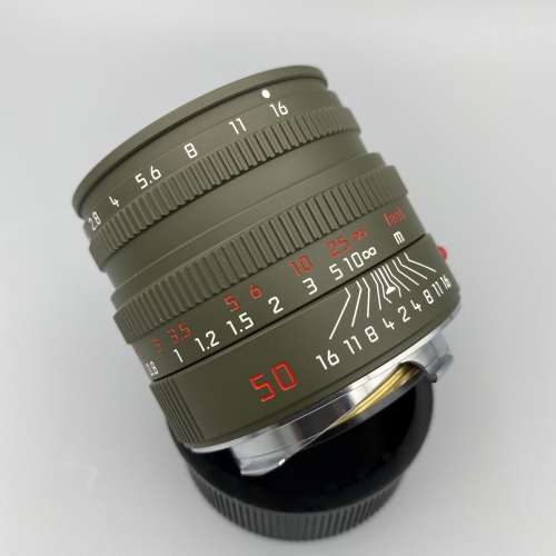 Leica Summicron-M 50mm f/2 Safari