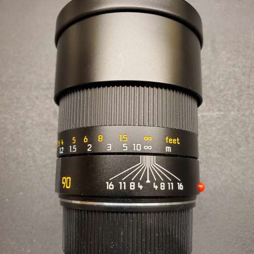 Leica Summarit-M 90mm f/2.4 鏡