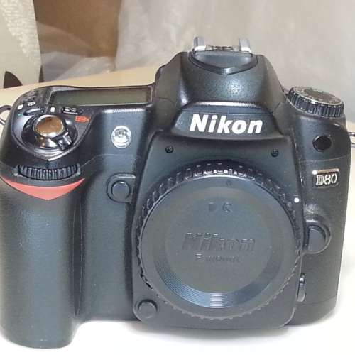 Nikon D80，