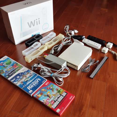 港版 Wii 全套連三隻 games