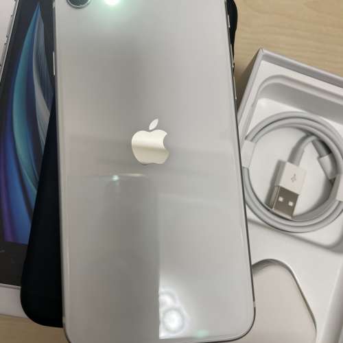 iPhone SE 2020 white 128gb 94%