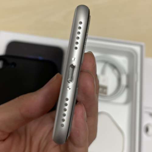 iPhone SE 2020 white 128gb 94%