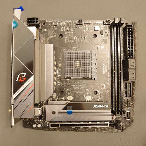 ASRock B550 Phantom Gaming ITX/ax