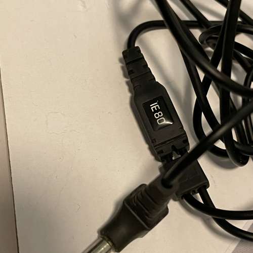 Sennheiser ie80 90%new with extra cable