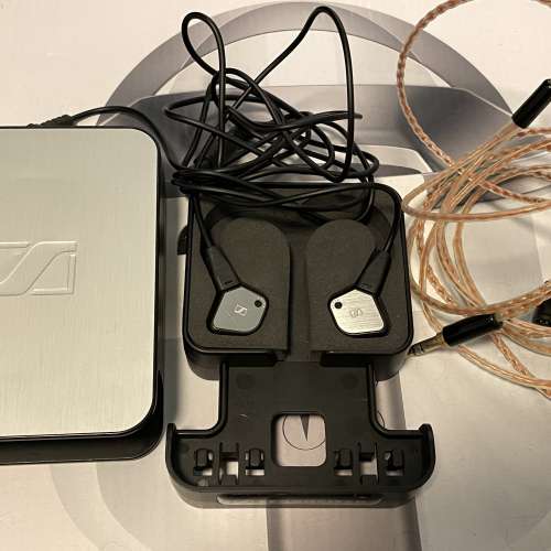 Sennheiser ie80 90%new with extra cable