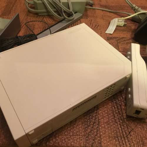Wii Console 遊戲機 一套 送wii Fit 原装 game 任天堂