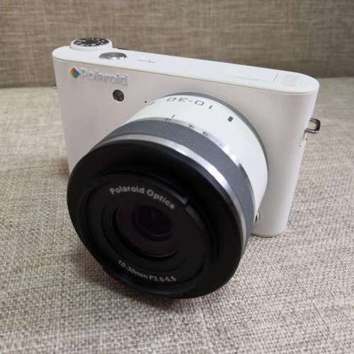 Polaroid IM1836 Android 無反換鏡相機