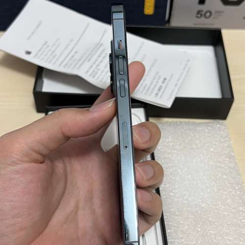 iPhone 12 pro max 256gb pacific blue