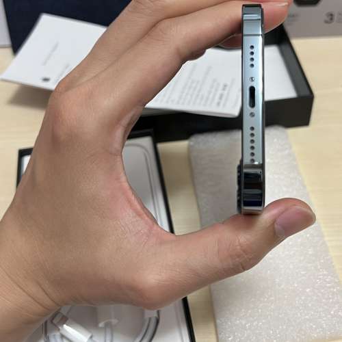 iPhone 12 pro max 256gb pacific blue