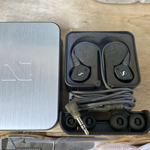 Sennheiser ie8 經典耳機，收藏品99%新